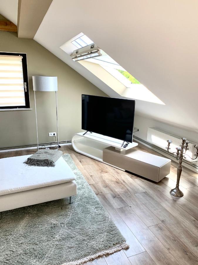 Six - One Seven Apartment Koblenz  Bagian luar foto